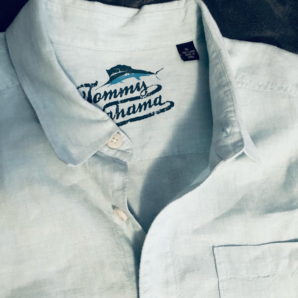 XL linen long sleeve shirt Tommy Bahama light blue EUC